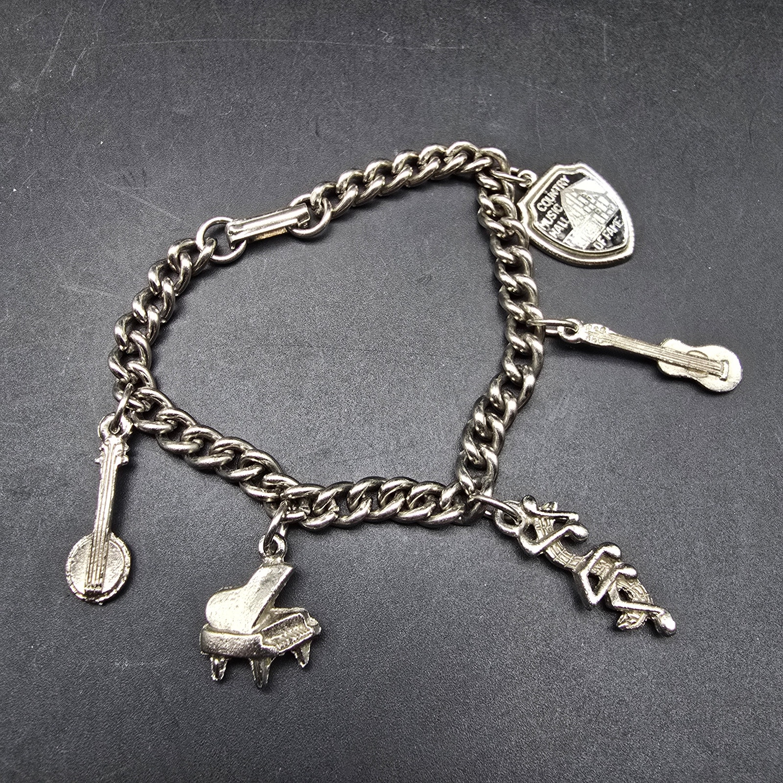 Country Music Hall Of Fame Charm Bracelet Silver Tone Music Theme